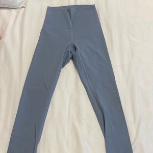 Lululemon Wunder under leggings